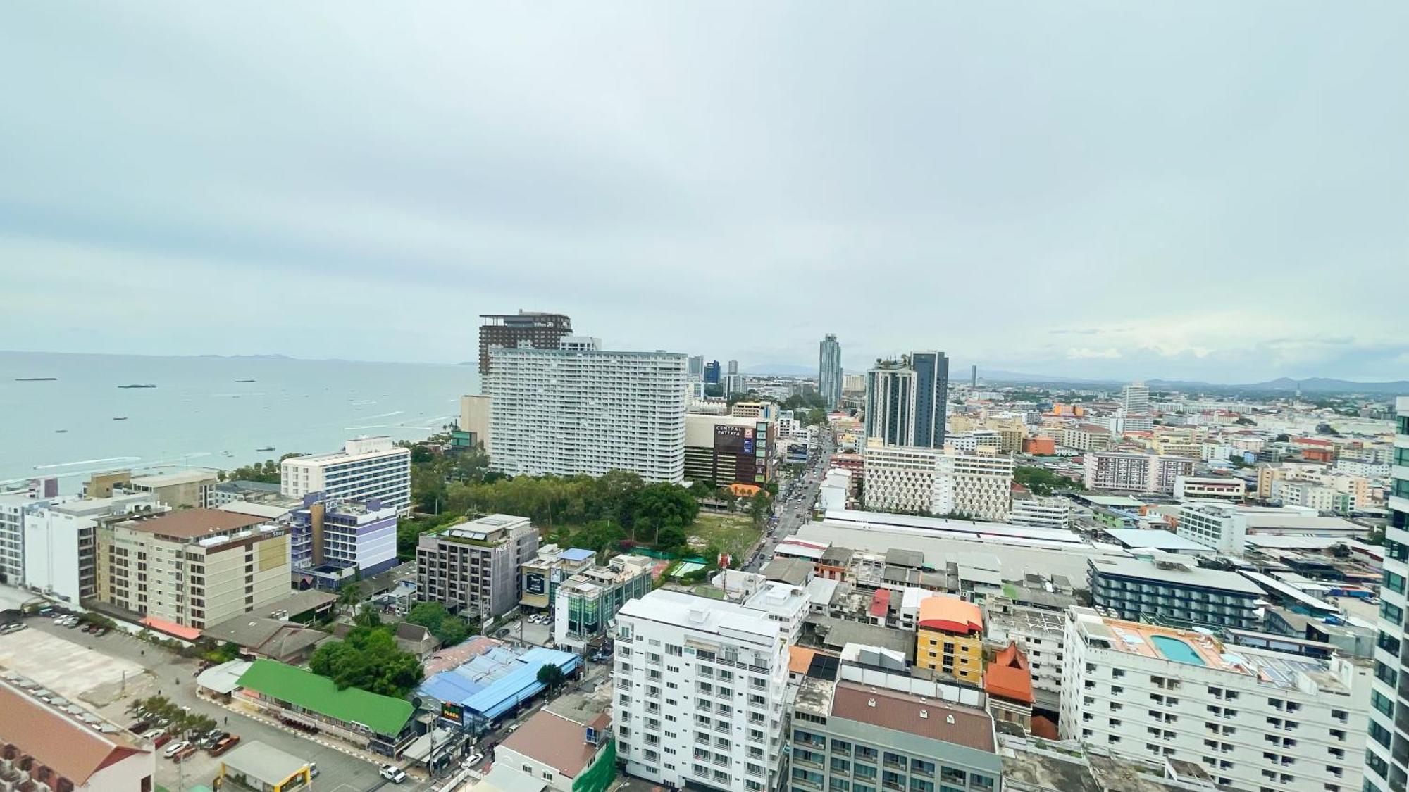 Edge Central # Utrip Pattaya Luaran gambar